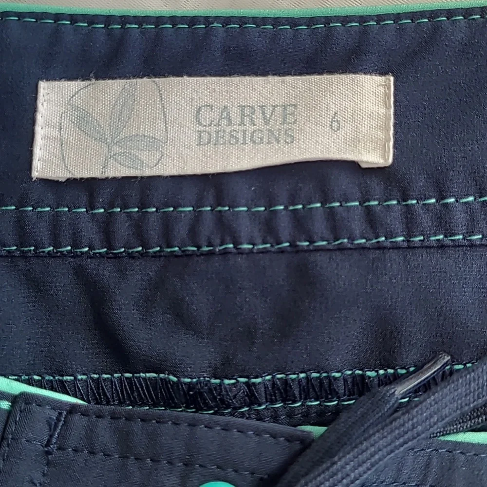 Carve Designs Swim Shorts. Size 6 - Picture 2 of 6